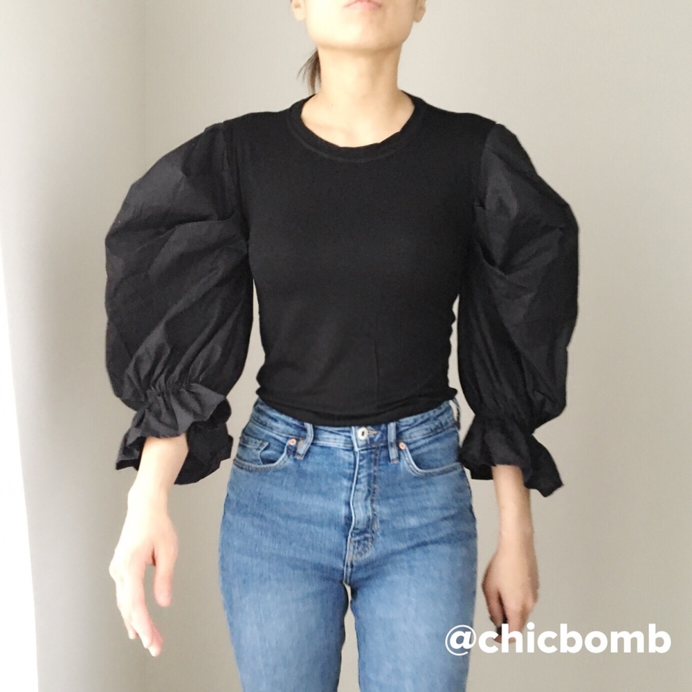 SLIM FIT TOP WITH PUFF SLEEVES - BLACK - Picture 6 of 6